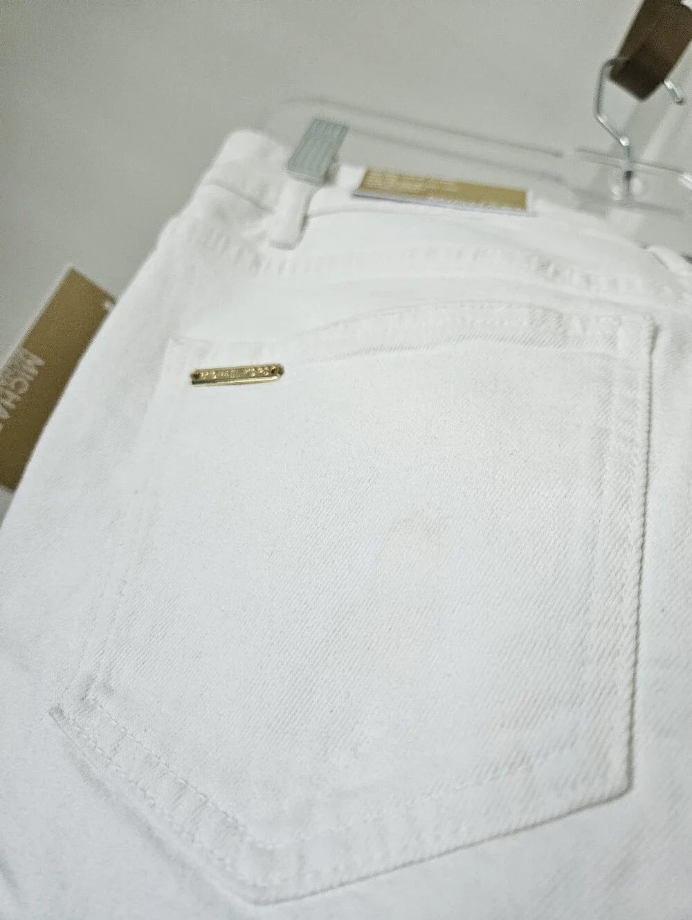 Nwt $125 Michael Kors White Selma Flared Jeams Size 6,  25